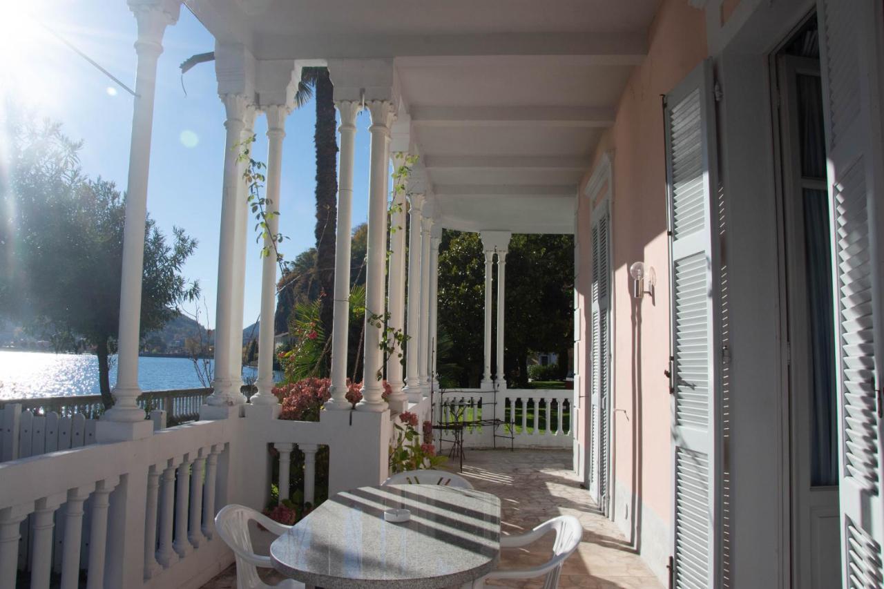 Residence Ville Lago Lugano Porto Ceresio Kültér fotó
